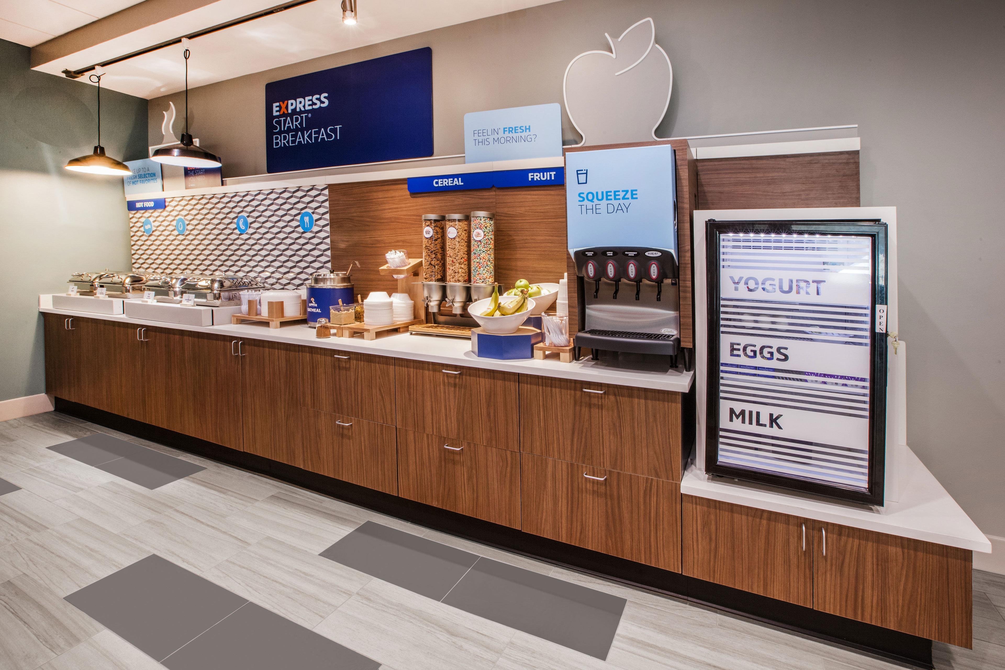 Holiday Inn Express Adrian By Ihg Exterior foto