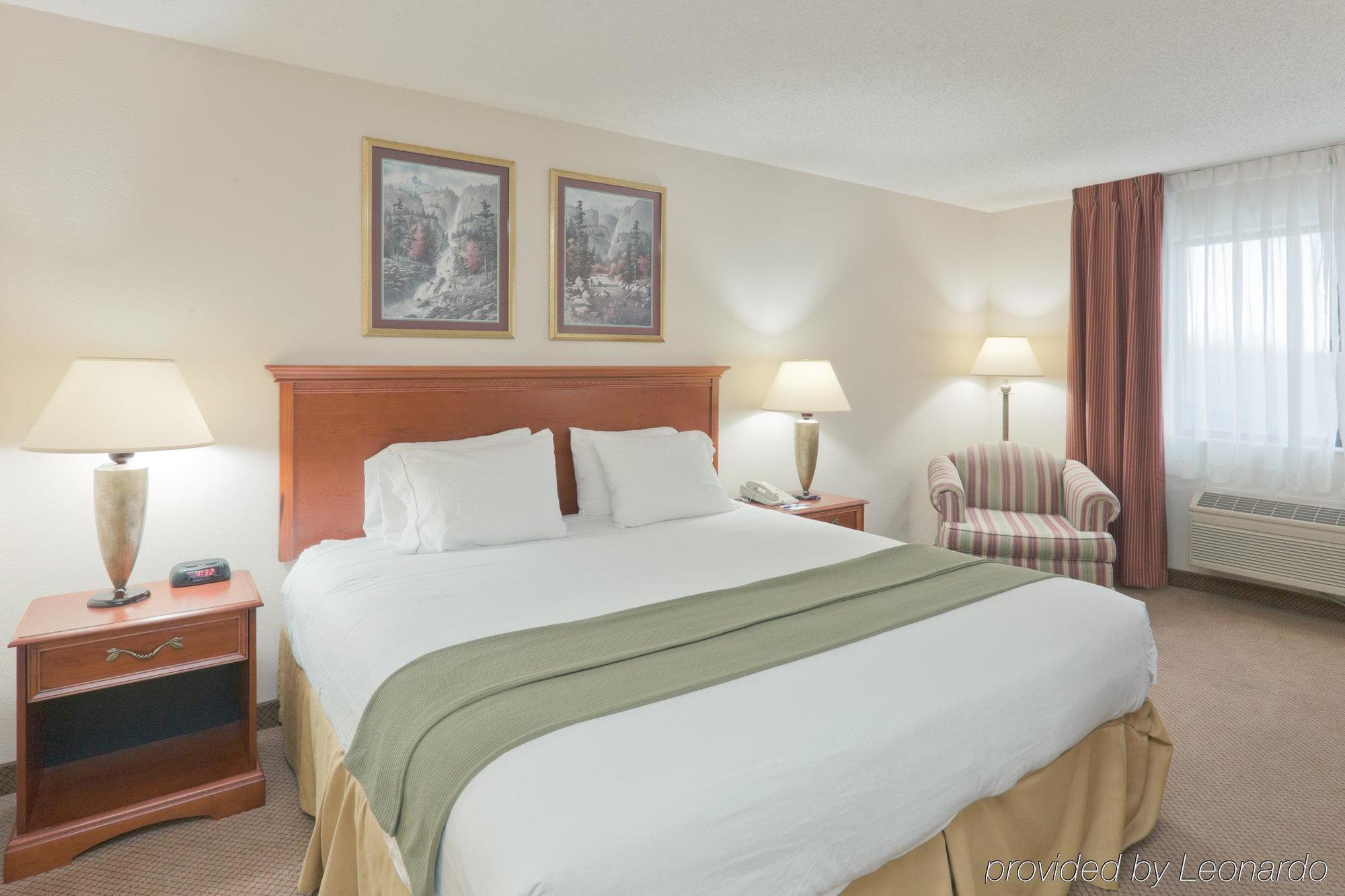 Holiday Inn Express Adrian By Ihg Habitación foto