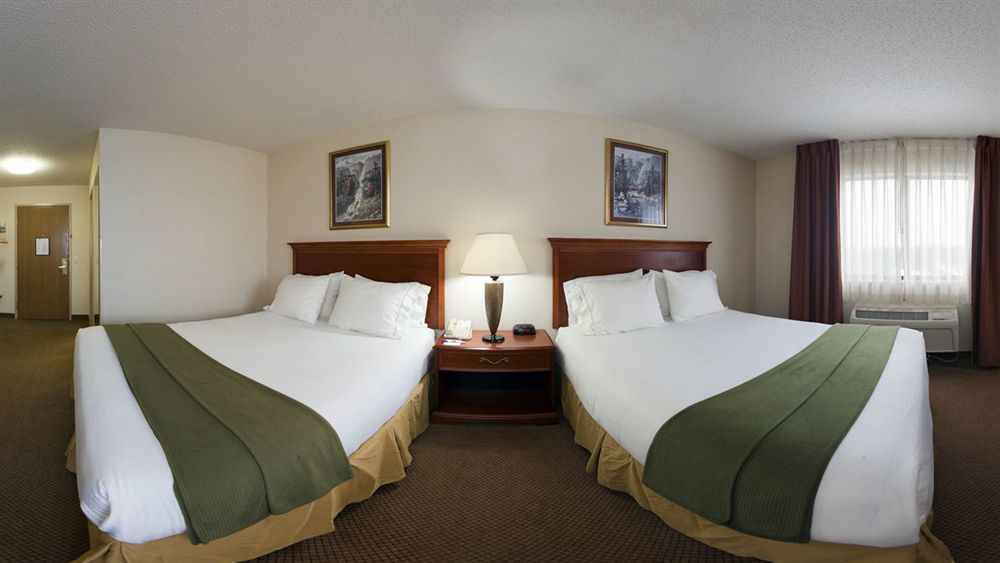 Holiday Inn Express Adrian By Ihg Exterior foto